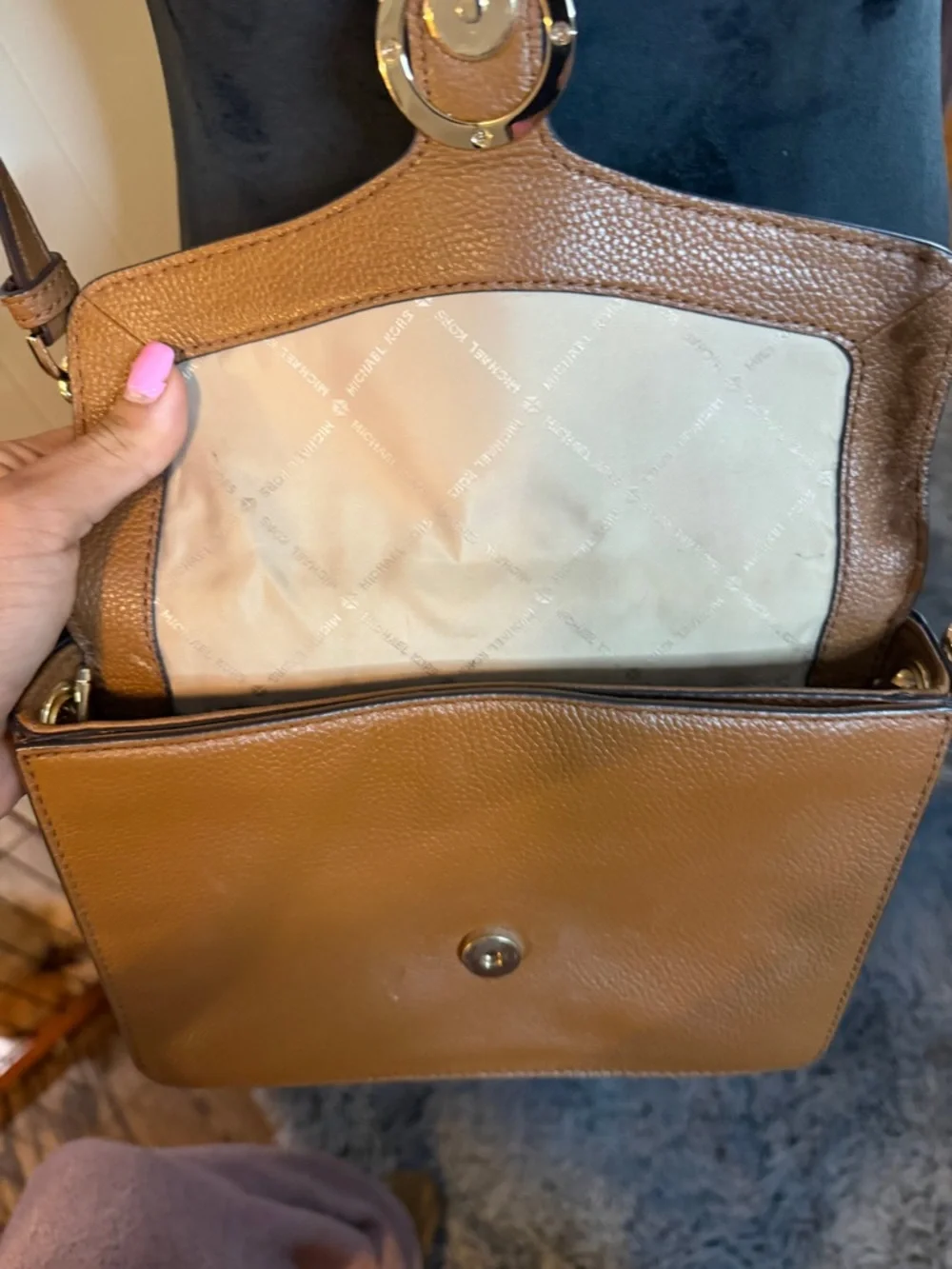 ⭐️Michael Kors Tan Leather Crossbody Bag‎ with Gold Chain